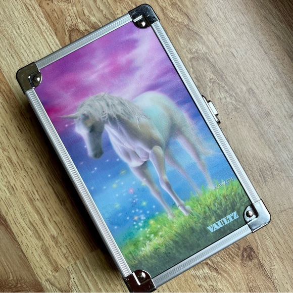 Vaultz Unicorn Pencil Box - Picture 2 of 6